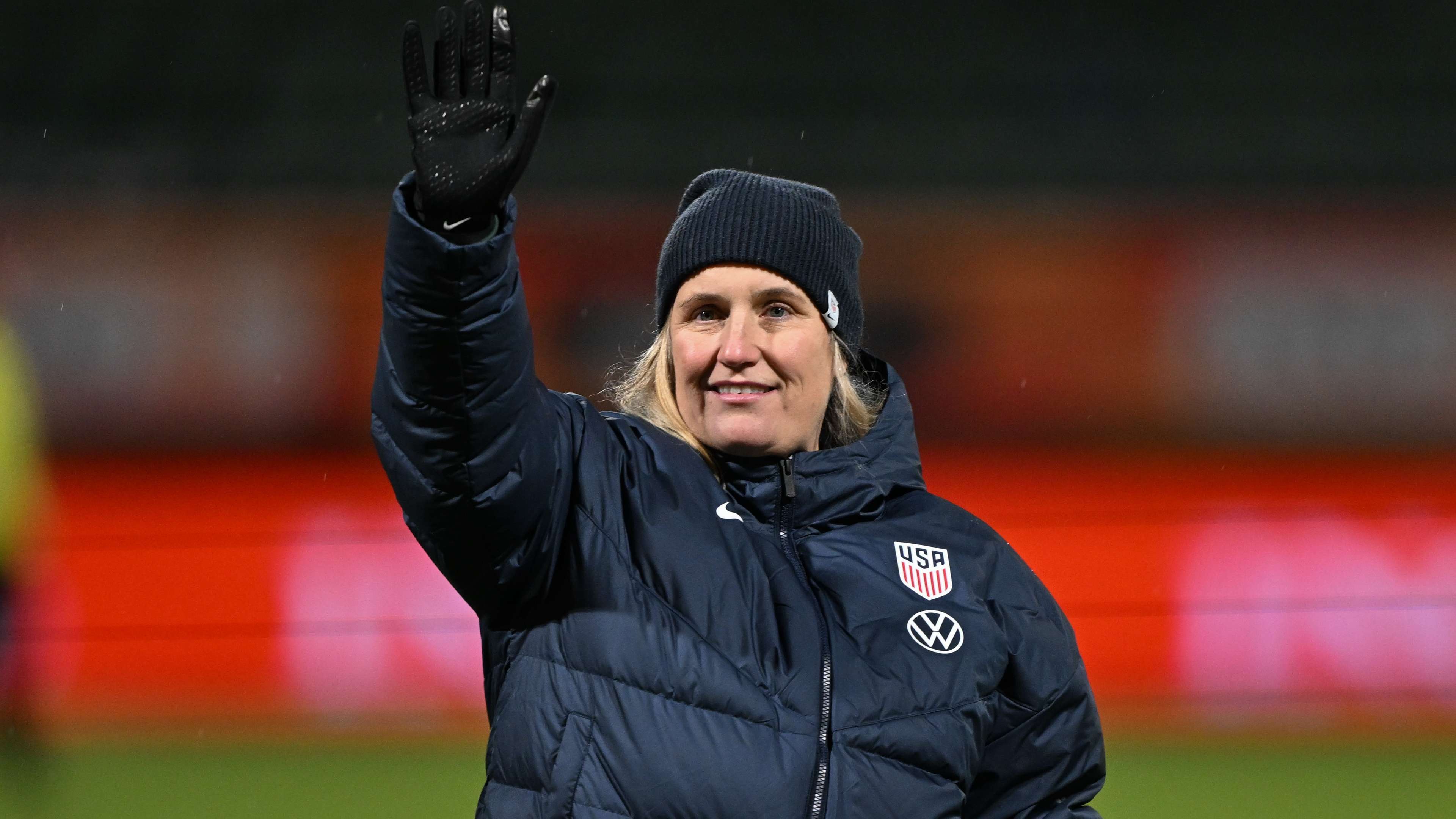 明了自己在 明了自己在